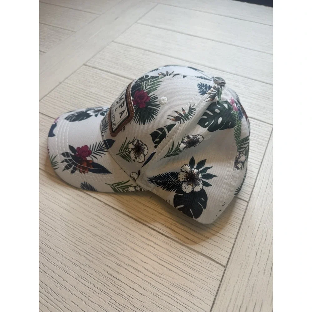 Tropical Tampa FL‎ White Baseball Cap. Unisex Made In US. Sz 7. Adjustable